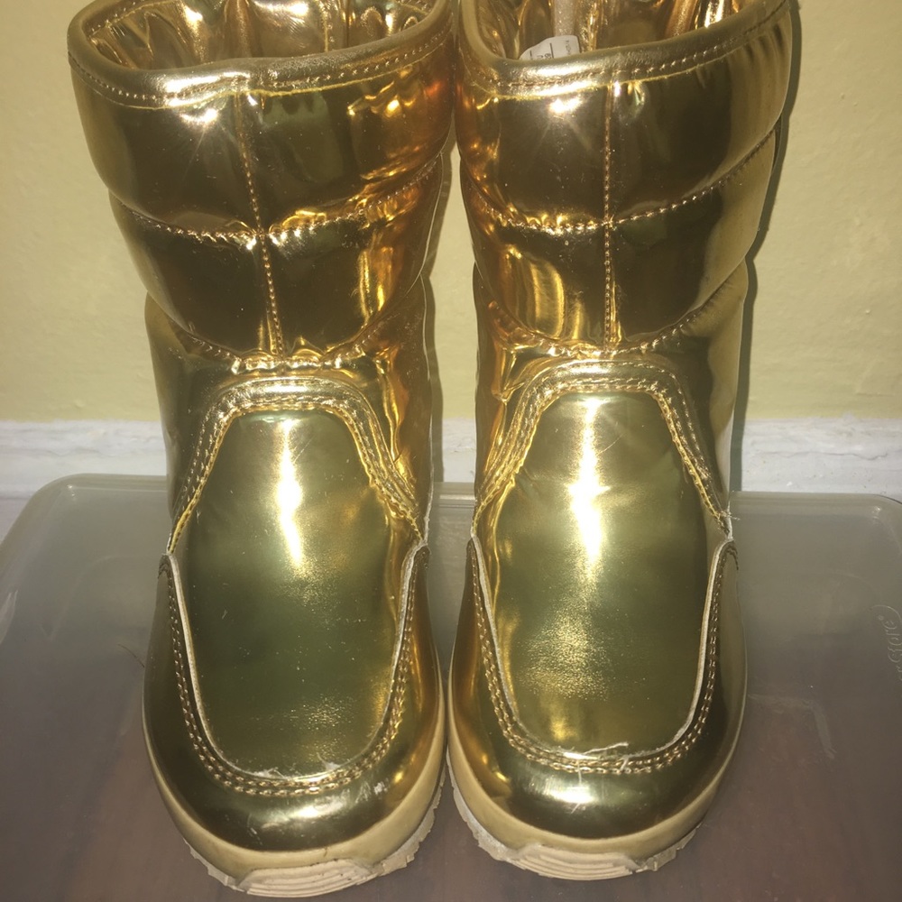 JCrew Metallic Gold Snowjogger Boots